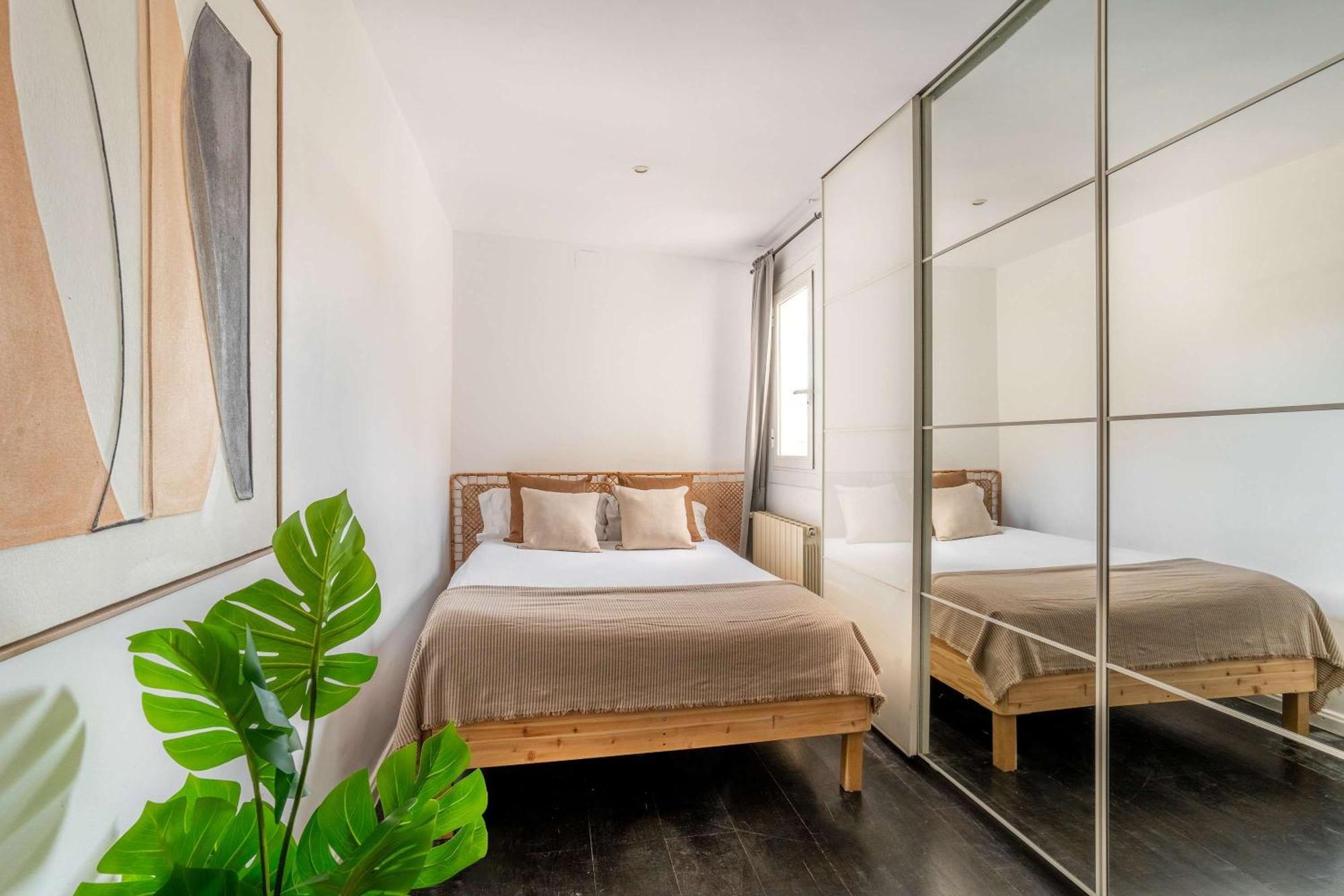Amazing 3 Bedroom Penthouse In Plaza Espana Appartamento